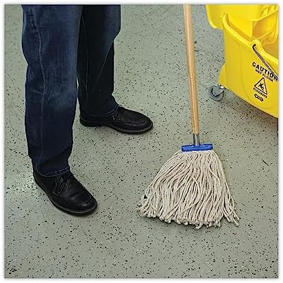 Boardwalk BWK716CEA 16 oz Cut-End Lie-Flat Cotton Wet Mop Head - White