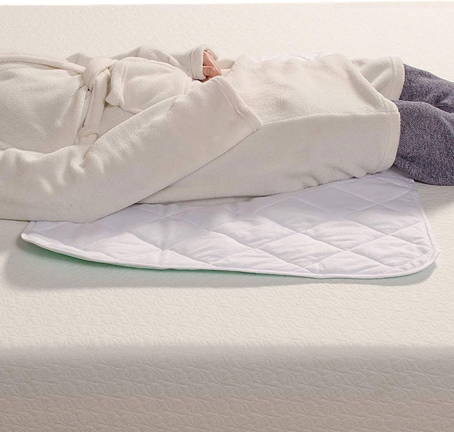 DMI Waterproof Sheet Bed Pad 36x52 Reusable Underpad