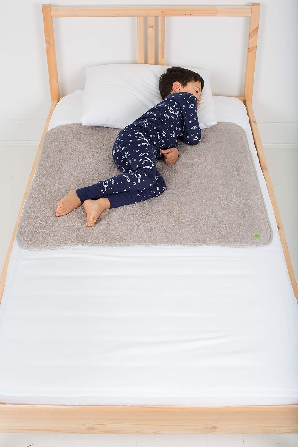 PeapodMats Waterproof Bed Mat - Reusable Underpad for Kids and Adults