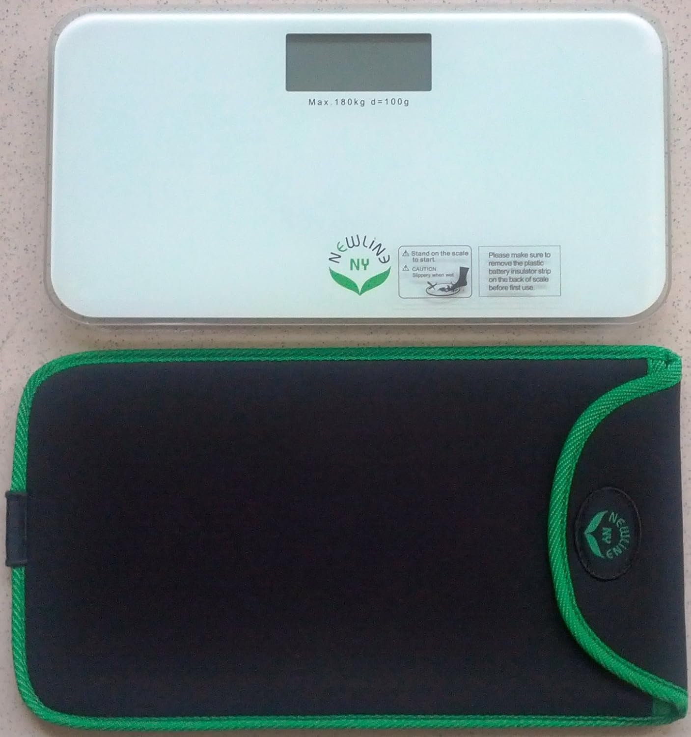 NEWLINE NY White Mini Scale with Travel Case 1