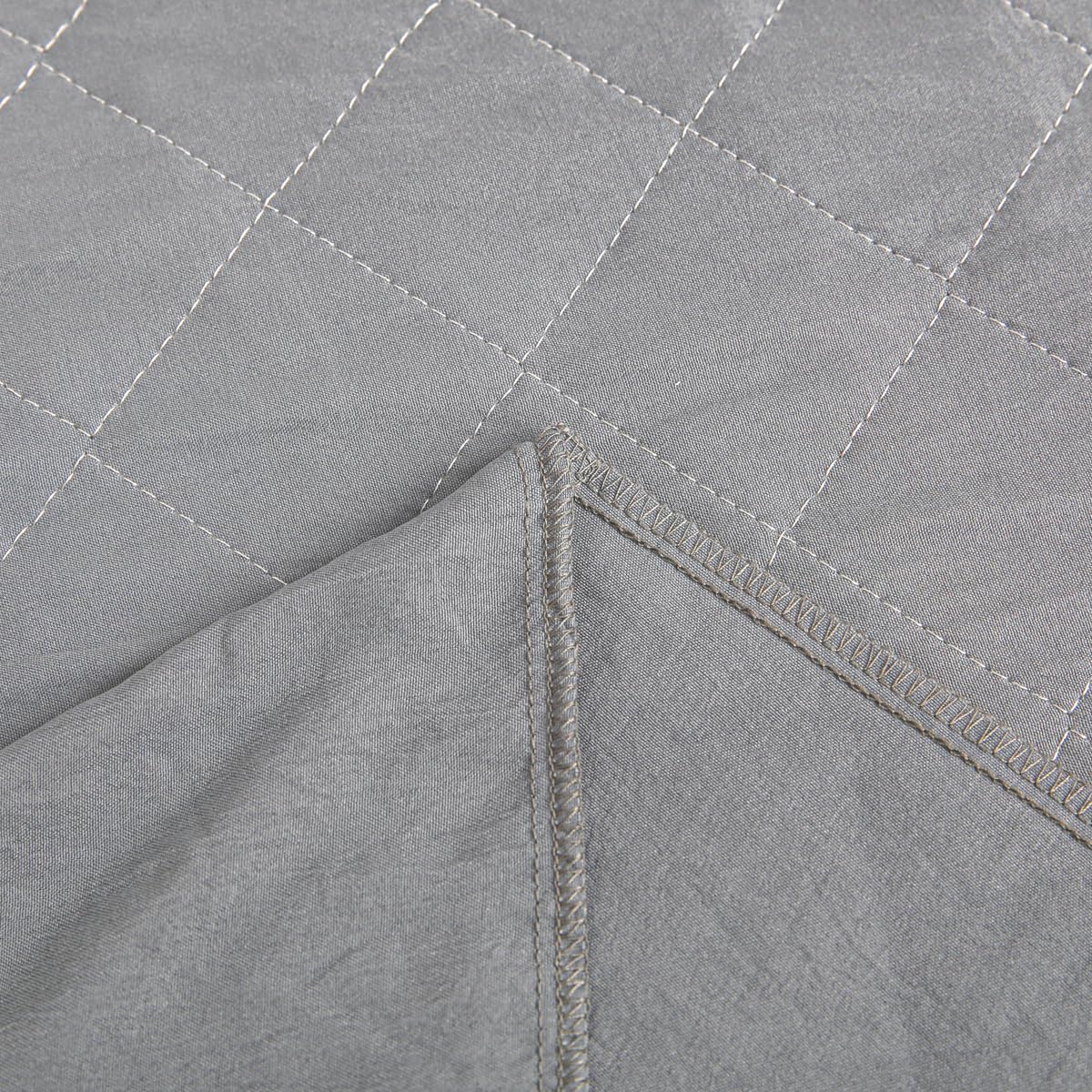 GRUENERDE Waterproof Saddle Bed Pad with Tuck-in Sides